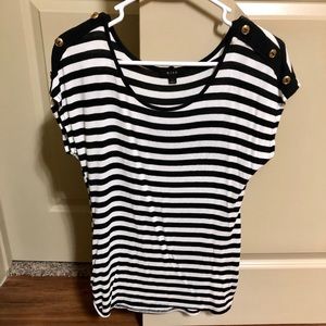 Black & white striped short sleeve shirt!